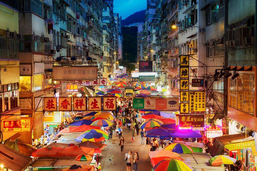 香港二四六开奖免费结果,香港二四六开奖免费结果，揭秘彩票背后的故事